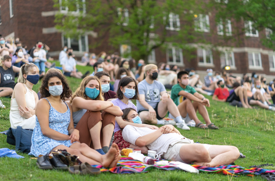 College announces relaxation of outdoor mask guidelines